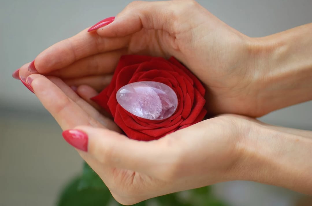 https://yoniwellness.ro/storage/1051/84af440f-dd98-4e3d-9d06-16e107512095.jpg